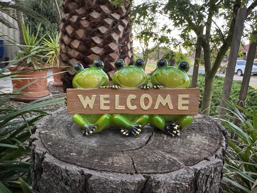 Frog Welcome Sign Statue Frogs Decorative Fairy Garden Décor Figurine Ornaments