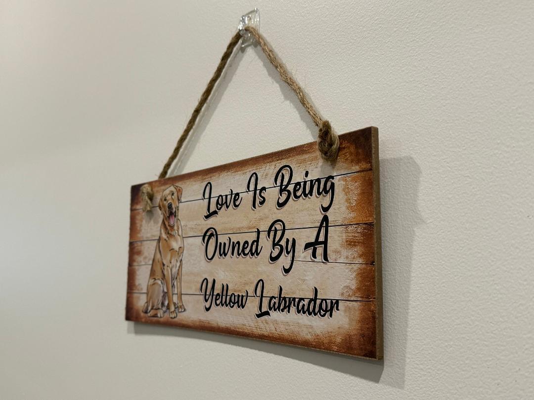 Yellow Labrador Dog Sign Metal Wall Hanging Dogs Sign Colourful Home Decor 30cm