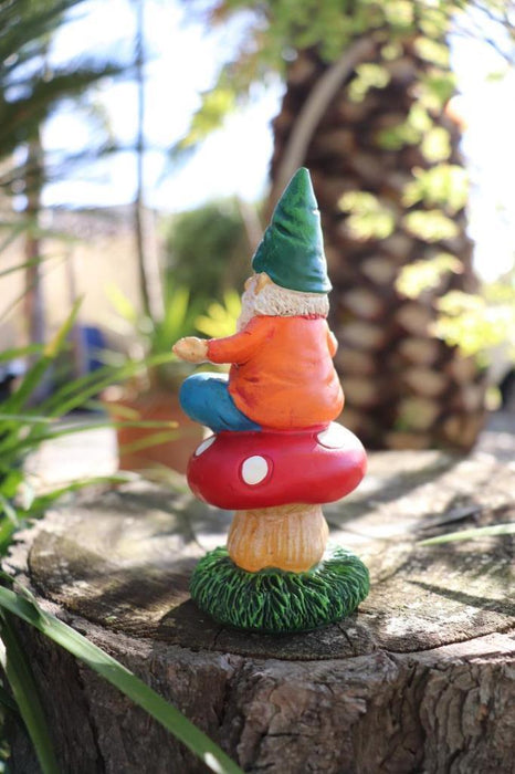 Garden Gnomes Statue Yoga Gnome on Mushroom Meditation Fairy Garden Décor