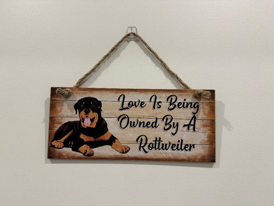 Rottweiler Dog Sign Wall Hanging Dogs Sign Wooden MDF Home Decor 30cm