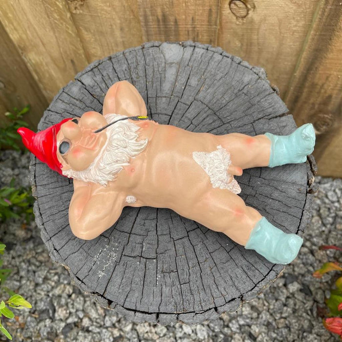 Garden Gnome Naked Nude Gnomes Naughty Laying Down Garden Ornament Statue 25cm