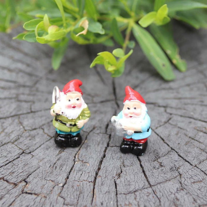 Gnome Miniature Figurine Mini Garden Gnomes Accessories Fairy Garden decor 4pcs