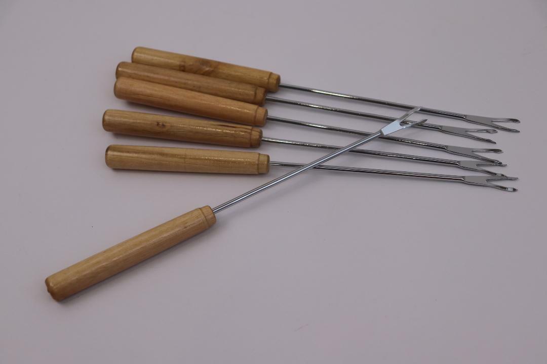 Metal BBQ Skewers Barbecue Sticks Reusable Grill Kebab Skewer Wooden Handle 12pc